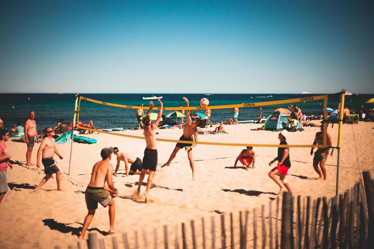 Toison D'Or Hotel Ramatuelle Ngoại thất bức ảnh Beach volleyball at Grand Haven State Park