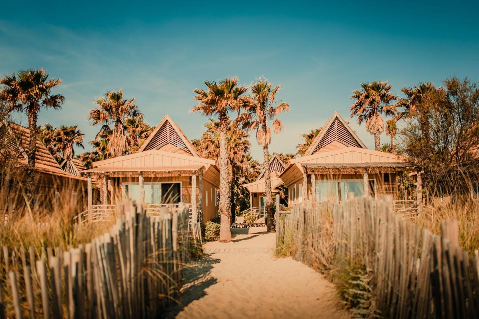 Toison D'Or Hotel Ramatuelle Ngoại thất bức ảnh The beach huts at the resort