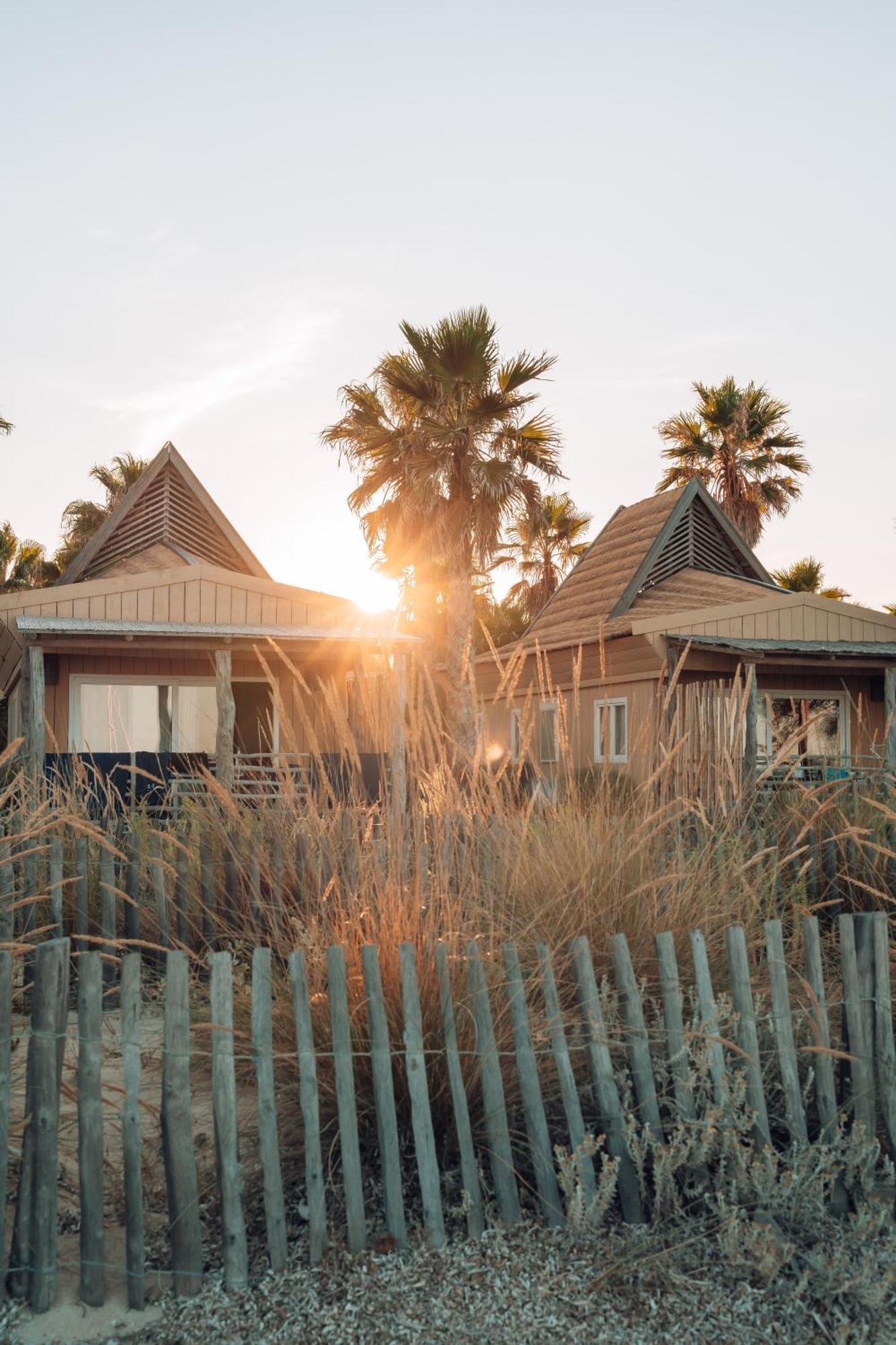 Toison D'Or Hotel Ramatuelle Ngoại thất bức ảnh The beach bungalows at the resort